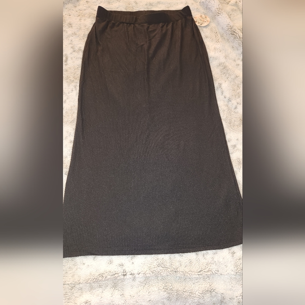 NWT!! JOLIE AND JOY MAXI SKIRT !!